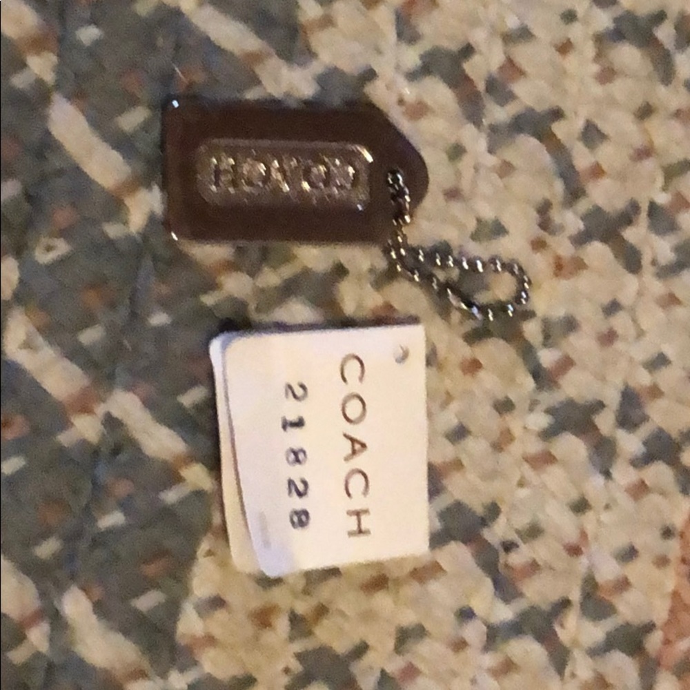 Coach Purse - Picture 4 of 6